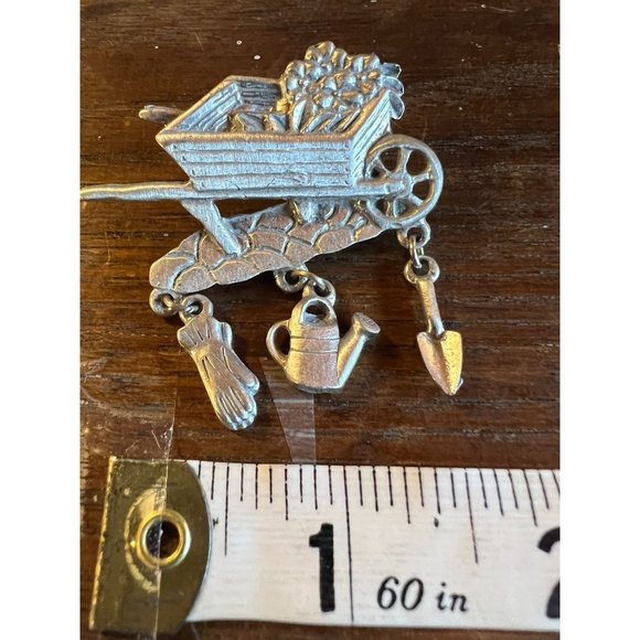 LCD Lindsay Claire Designs Garden Pin Silver Brushed Brooch - Picture 5 of 10